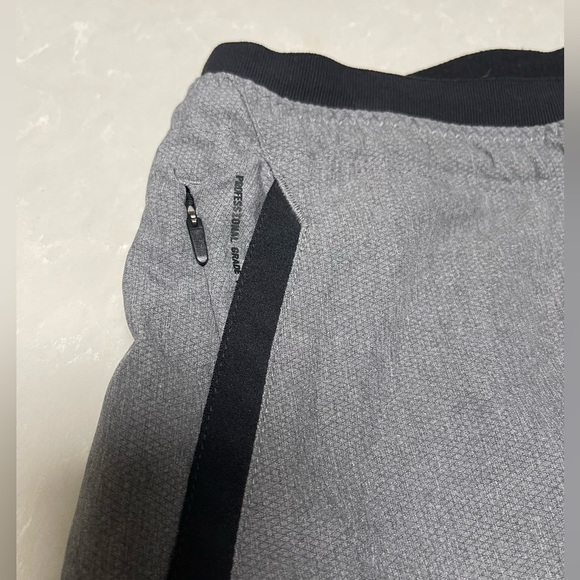 EUC Nike Pro Flex Repel Shorts - Picture 6 of 7